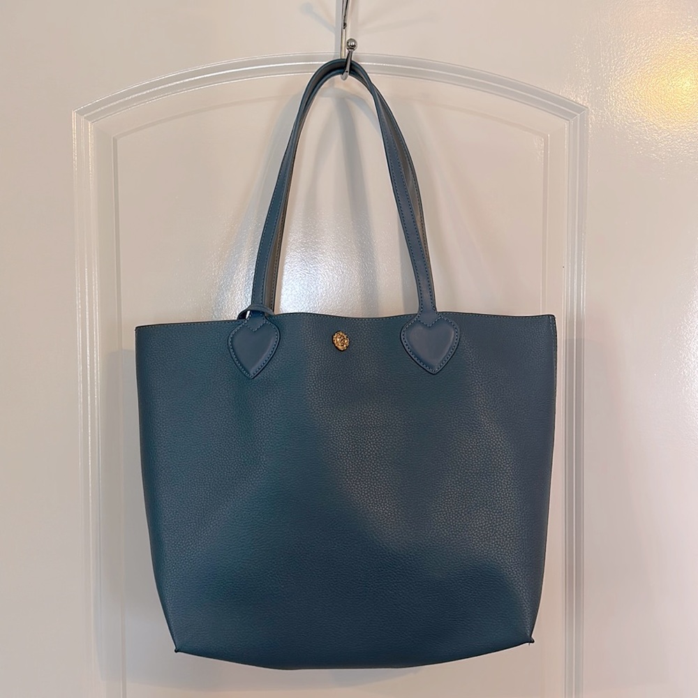 Anne Klein Carry All Tote- reversible tote -light blue /silver / gray